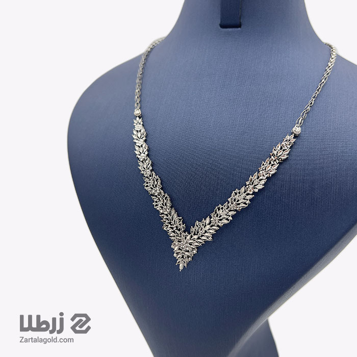 گردنبند طرح گل برگ طلا سفید کد N6396 گردنبند طرح گل برگ طلا سفید کد N6396