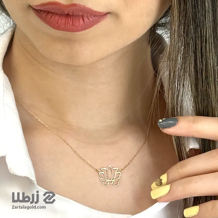 گردنبند لیزری طلا طرح غنچه گل لاله باز شده گردنبند لیزری طلا طرح گل N16012