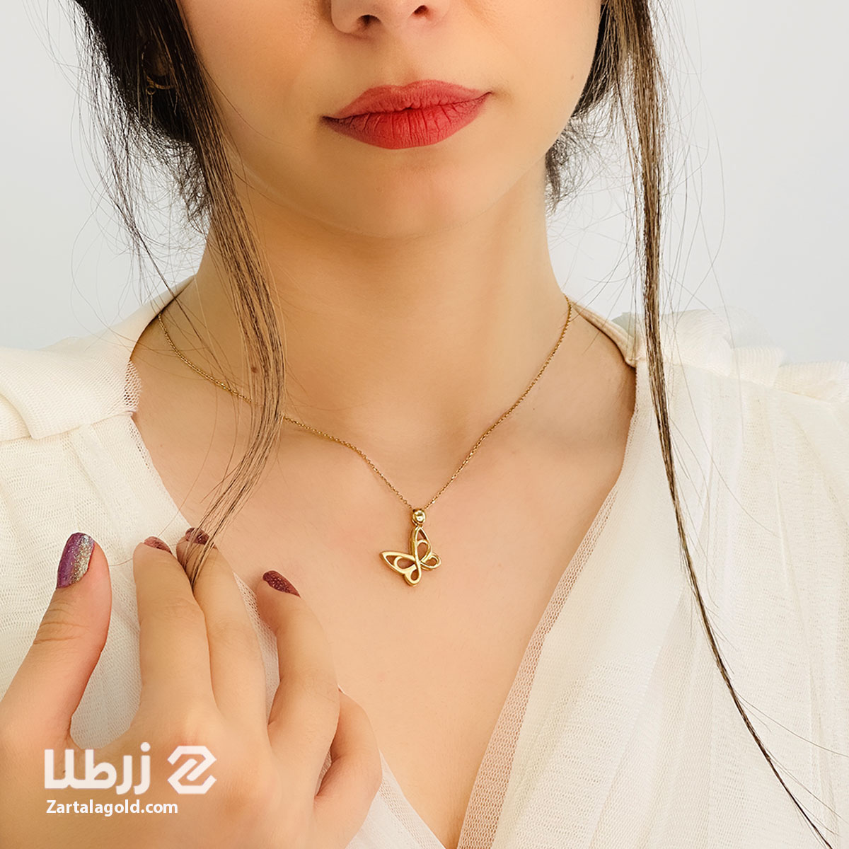 پلاک طلا طرح پروانه توخالی کد P17868 پلاک طلا طرح پروانه توخالی کد P17868