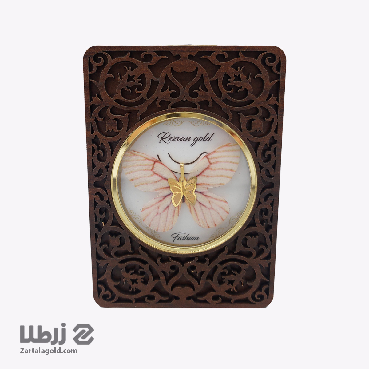 پلاک طلا پروانه پارچه ای رنگ کرم رگه دار پلاک طلا پروانه پارچه ای رنگ کرم رگه دار